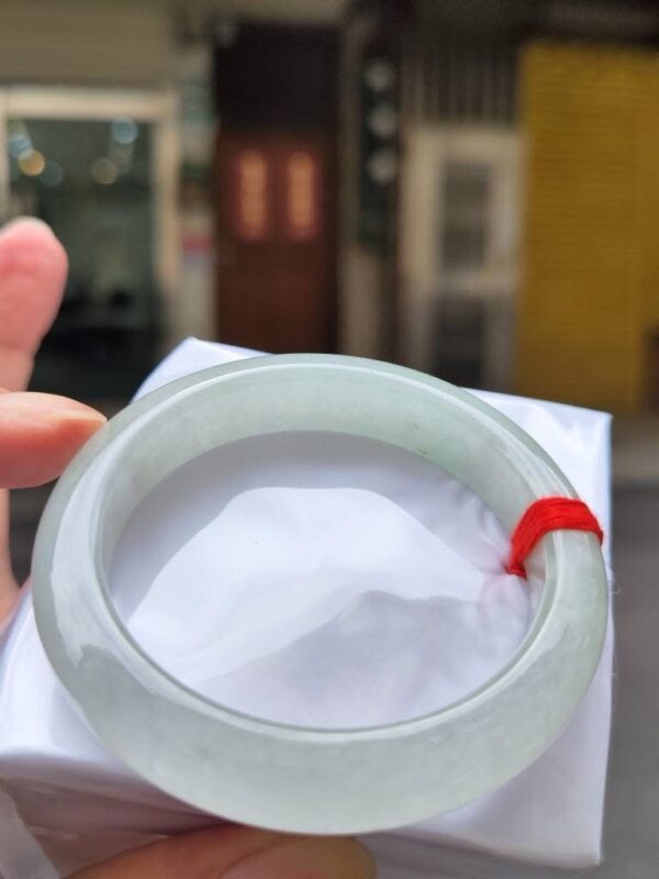 天然緬甸玉A貨】  
✨ 冰種微起光・正圈手鐲