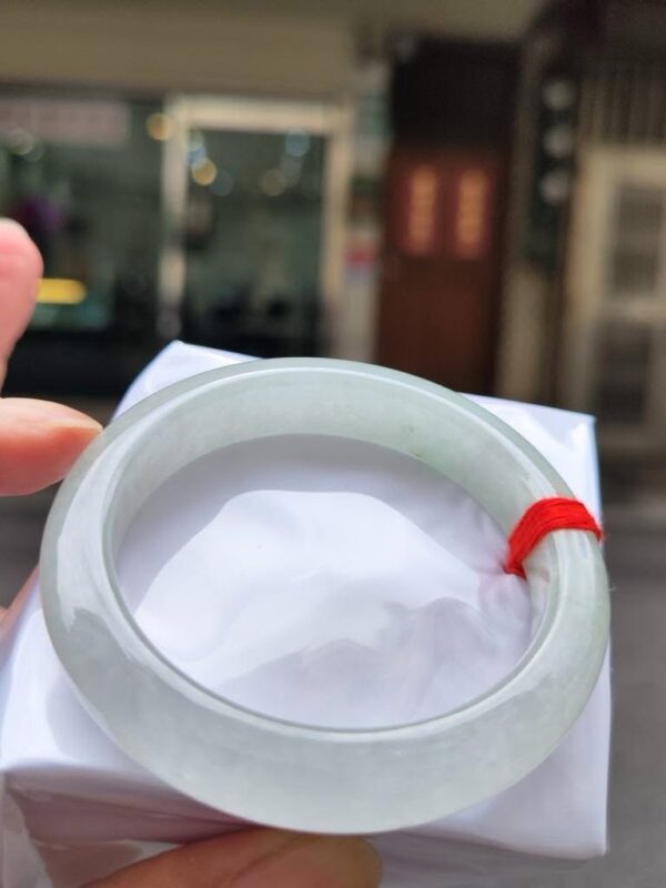天然緬甸玉A貨】  
✨ 冰種微起光・正圈手鐲
