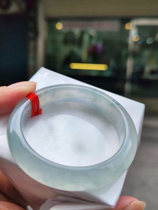 img_0353-2 【天然緬甸玉A貨】
💎 放光玻璃種・正圈手鐲