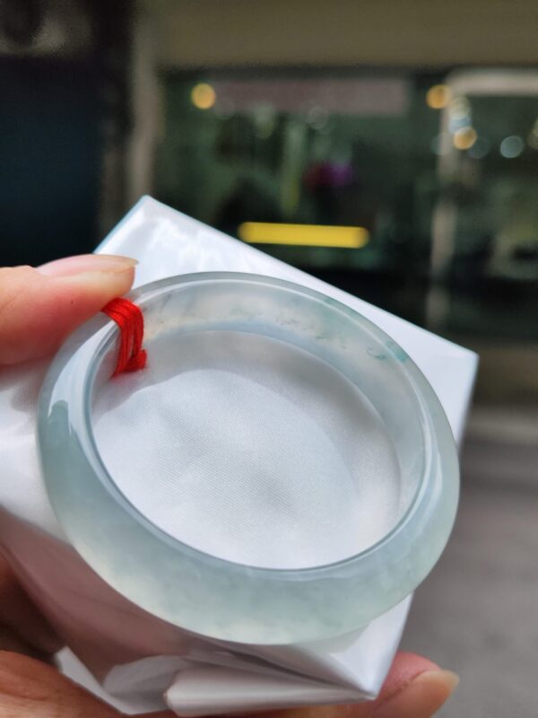 img_0354-2 【天然緬甸玉A貨】
💎 放光玻璃種・正圈手鐲