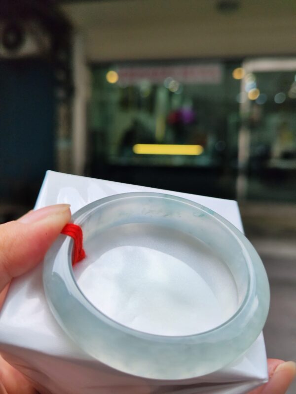 img_0357-2 【天然緬甸玉A貨】
💎 放光玻璃種・正圈手鐲