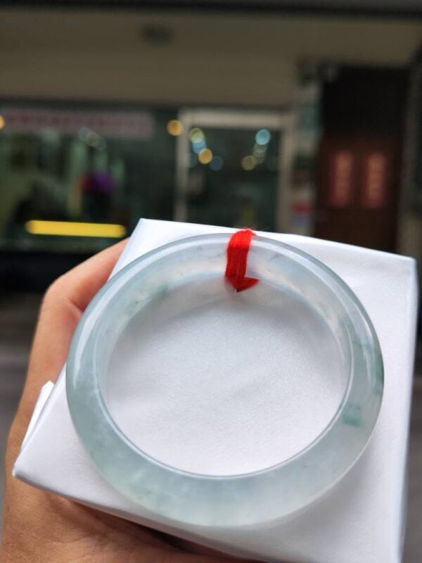 img_0379-2 【天然緬甸玉A貨】
💎 放光玻璃種・正圈手鐲