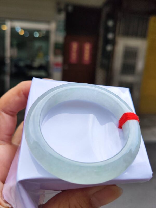 天然緬甸玉A貨】  
✨ 冰種微起光・正圈手鐲