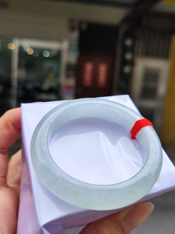 天然緬甸玉A貨】  
✨ 冰種微起光・正圈手鐲