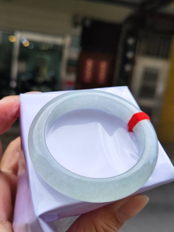 天然緬甸玉A貨】  
✨ 冰種微起光・正圈手鐲