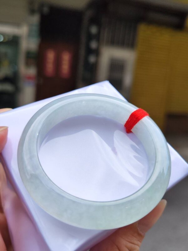 天然緬甸玉A貨】  
✨ 冰種微起光・正圈手鐲