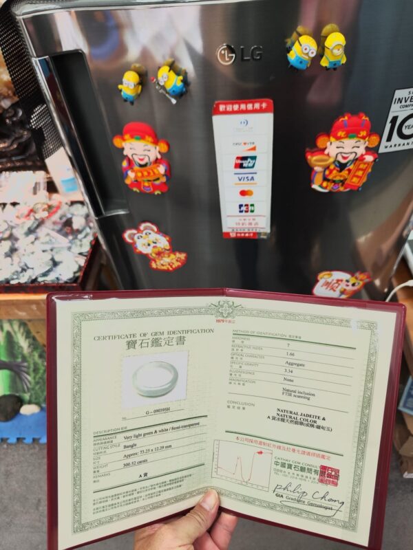 【天然緬甸玉A貨】  
✨ 冰種微起光・正圈手鐲