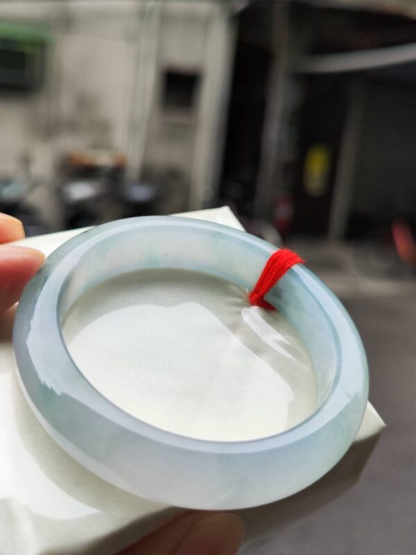 天然緬甸玉A貨 冰芙蓉種飄花正圈手鐲