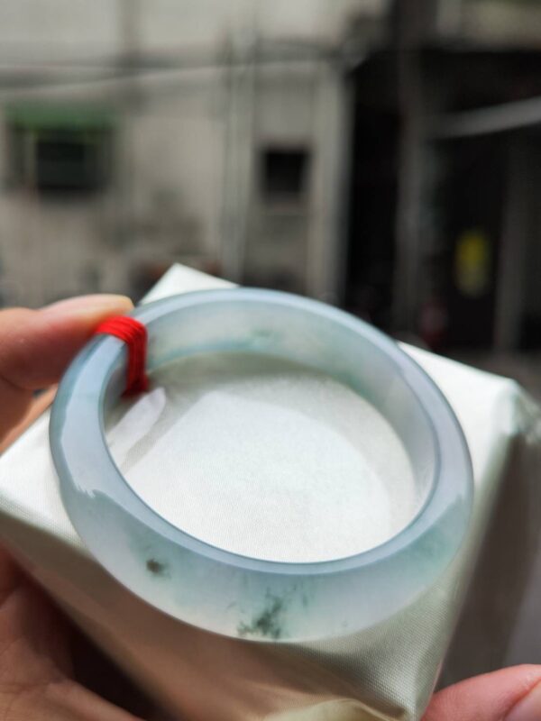 天然緬甸玉A貨 冰芙蓉種飄花正圈手鐲