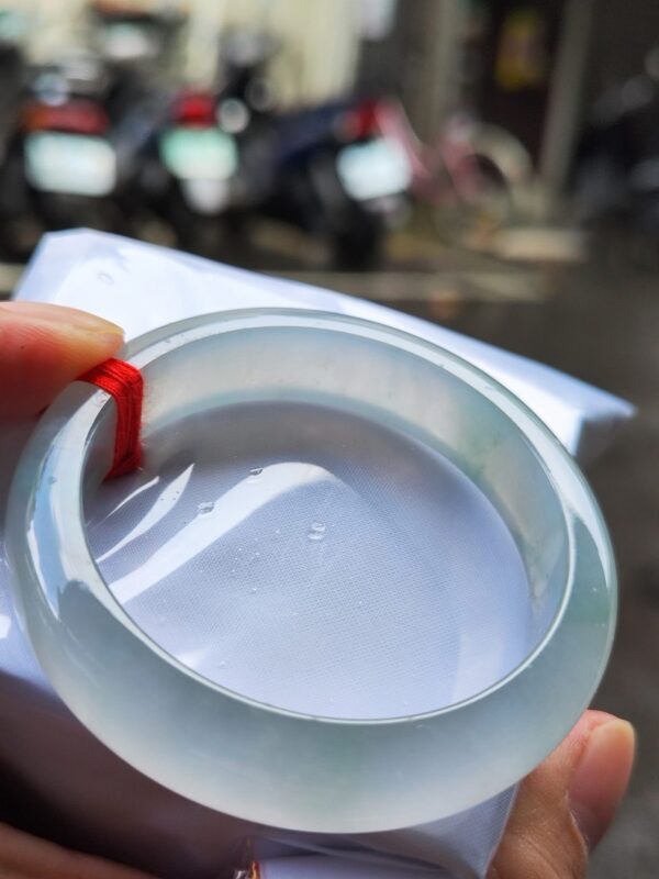 ✨天然緬甸玉A貨 ✨
🔥頂級放光玻璃種 正圈寬版厚庄手鐲🔥