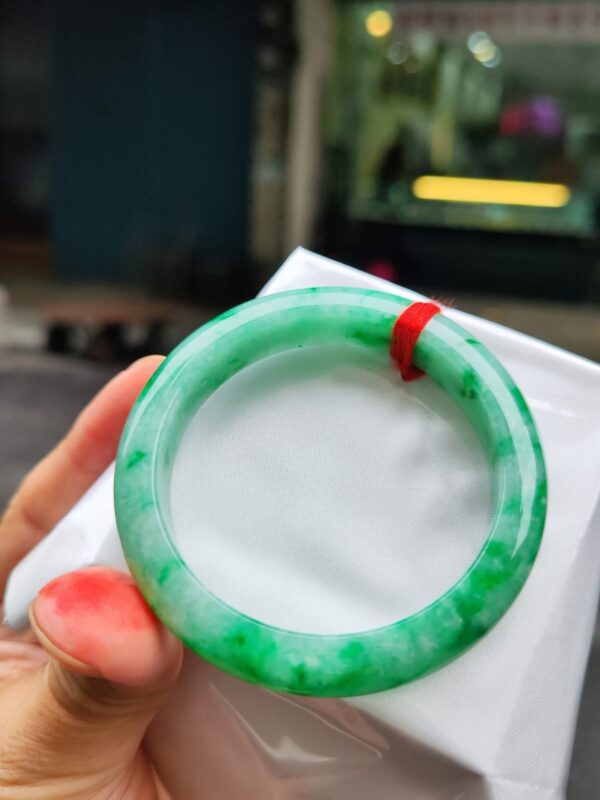 img_0736 天然緬甸玉A貨 飄陽綠正圈手鐲