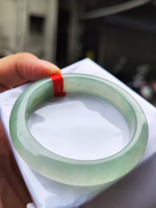 img_0782-2 天然緬甸玉A貨 ✨
🔥 放光玻璃種 正圈手鐲