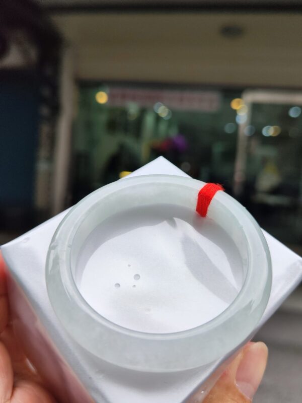 天然緬甸玉A貨
冰種｜白月光正圈厚庄手鐲