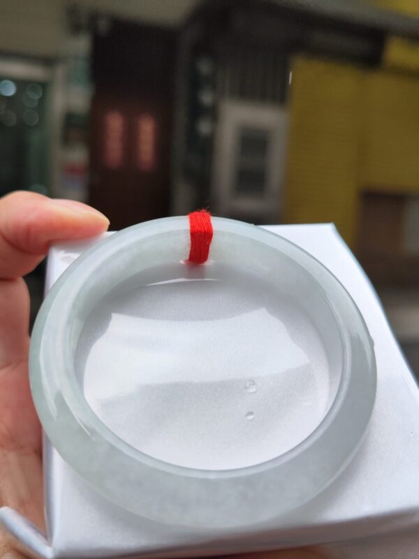 天然緬甸玉A貨
冰種｜白月光正圈厚庄手鐲