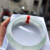 天然緬甸玉A貨
放光玻璃種｜飄綠花正圈厚庄手鐲