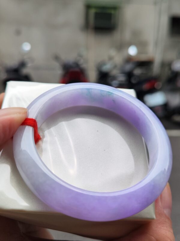 天然緬甸玉A貨
濃紫羅蘭｜正圈厚庄手鐲