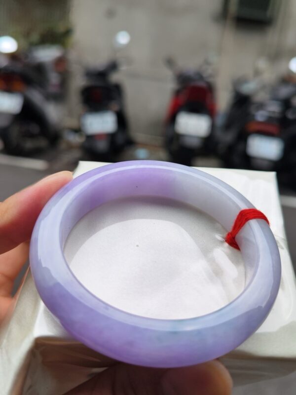 天然緬甸玉A貨
濃紫羅蘭｜正圈厚庄手鐲