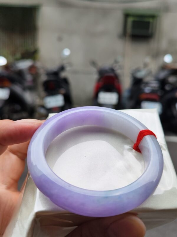 天然緬甸玉A貨
濃紫羅蘭｜正圈厚庄手鐲