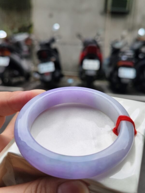 天然緬甸玉A貨
濃紫羅蘭｜正圈厚庄手鐲
