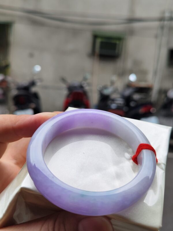 天然緬甸玉A貨
濃紫羅蘭｜正圈厚庄手鐲