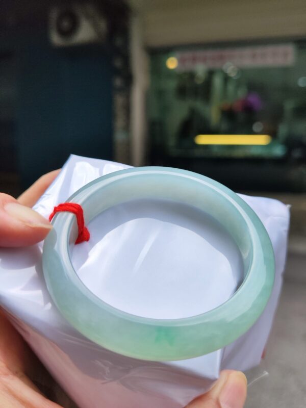 天然緬甸玉A貨
💎冰芙蓉種｜飄綠花正圈手鐲