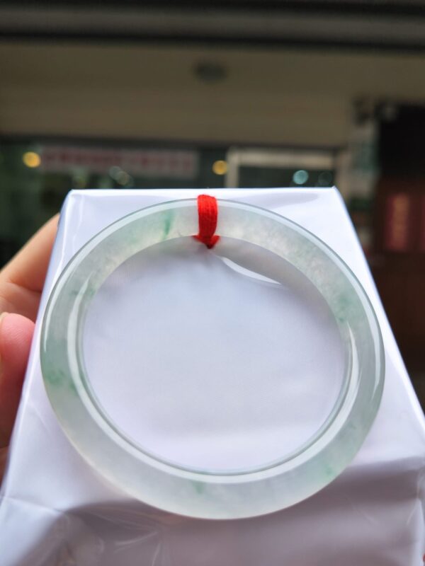 🌿天然緬甸玉A貨 放光玻璃種｜飄花正圈圓骨手鐲