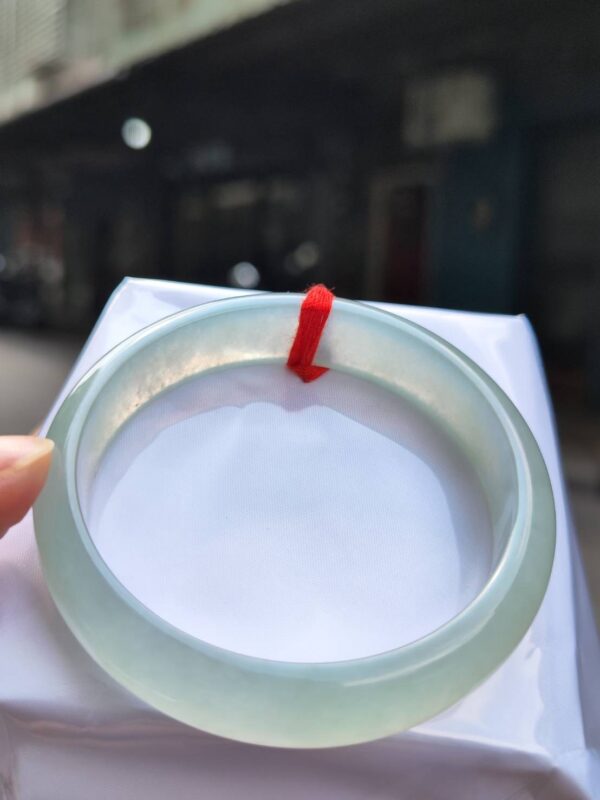 天然緬甸玉A貨 放光玻璃種正圈手鐲
