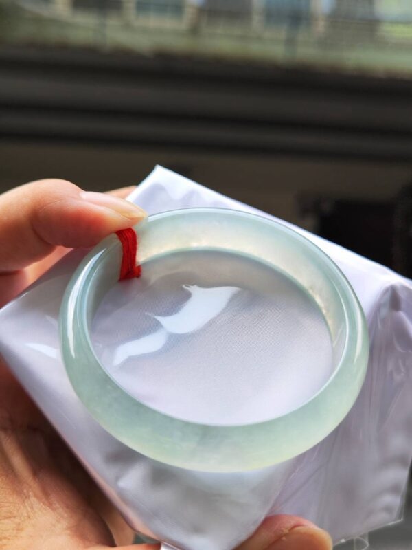 天然緬甸玉A貨 放光玻璃種正圈手鐲