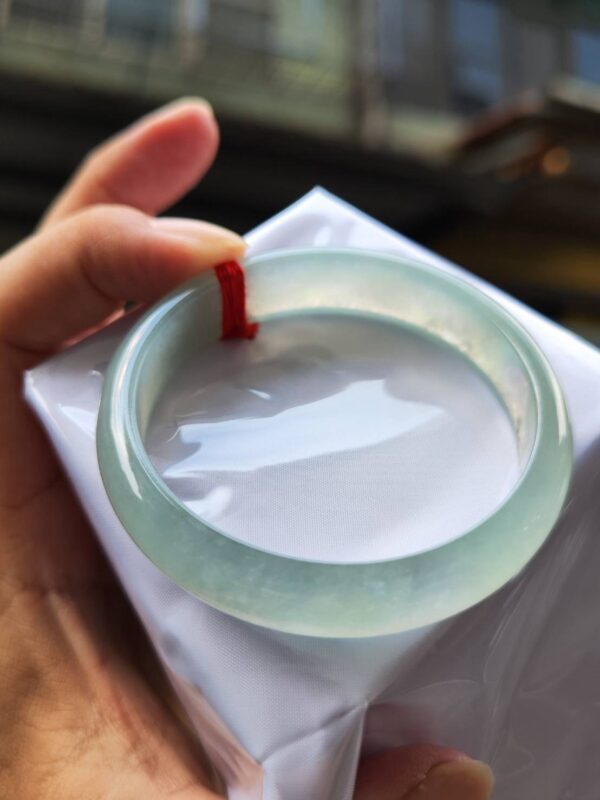 天然緬甸玉A貨 放光玻璃種正圈手鐲
