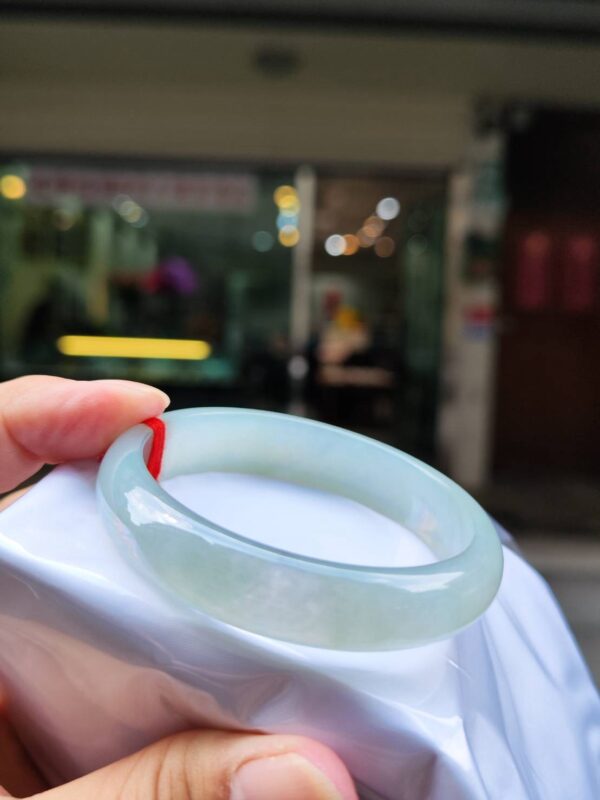 天然緬甸玉A貨 放光玻璃種正圈手鐲