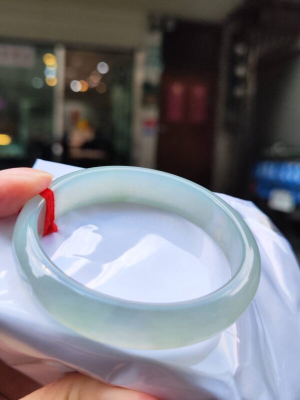天然緬甸玉A貨 放光玻璃種正圈手鐲