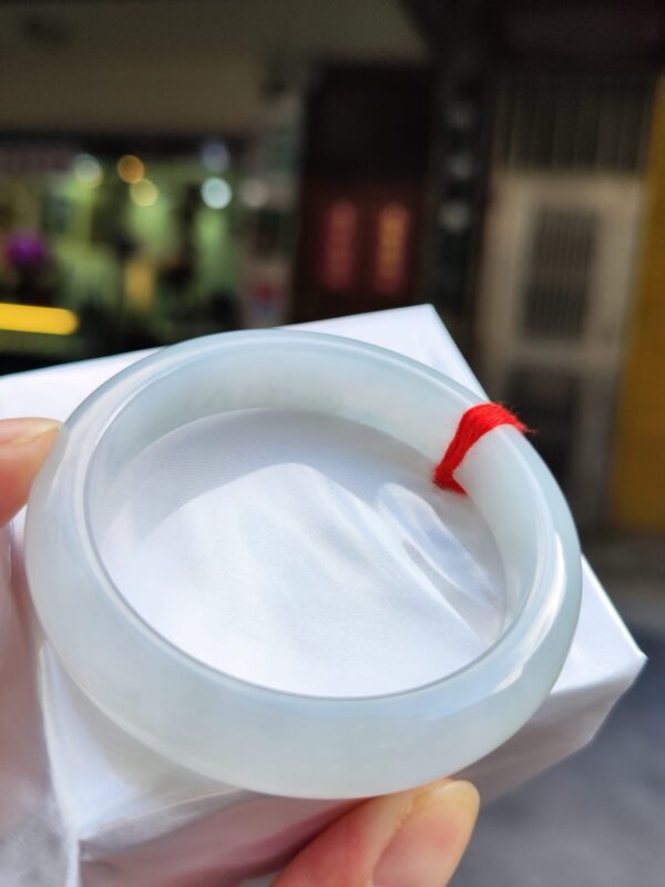 天然緬甸玉A貨 冰種芙蓉種厚庄正圈手鐲