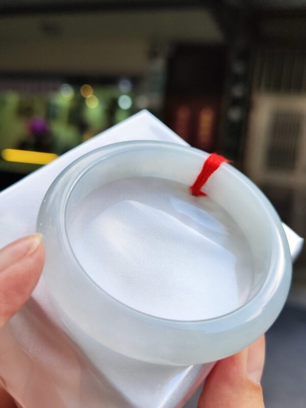 天然緬甸玉A貨 冰種芙蓉種厚庄正圈手鐲