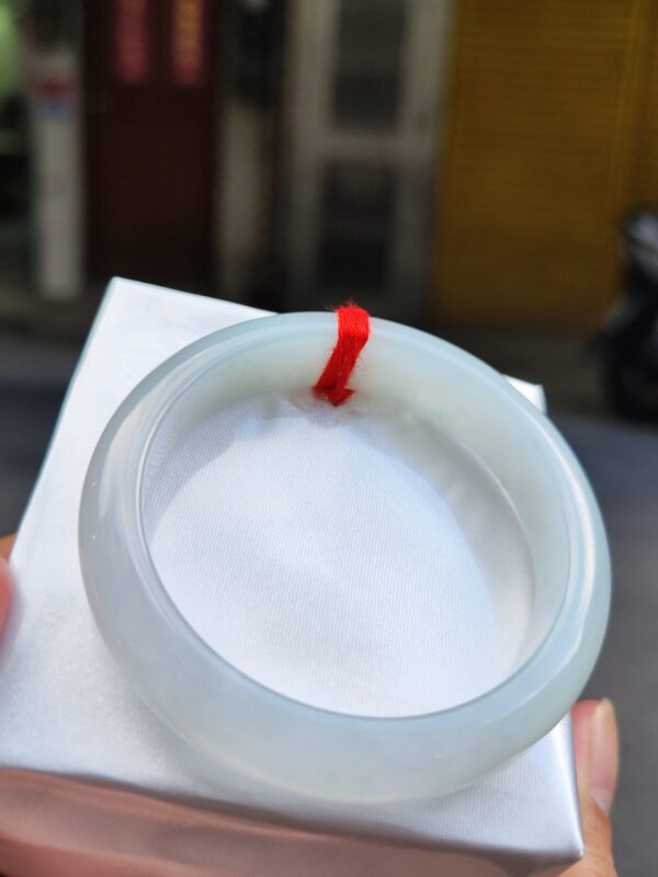 天然緬甸玉A貨 冰種芙蓉種厚庄正圈手鐲