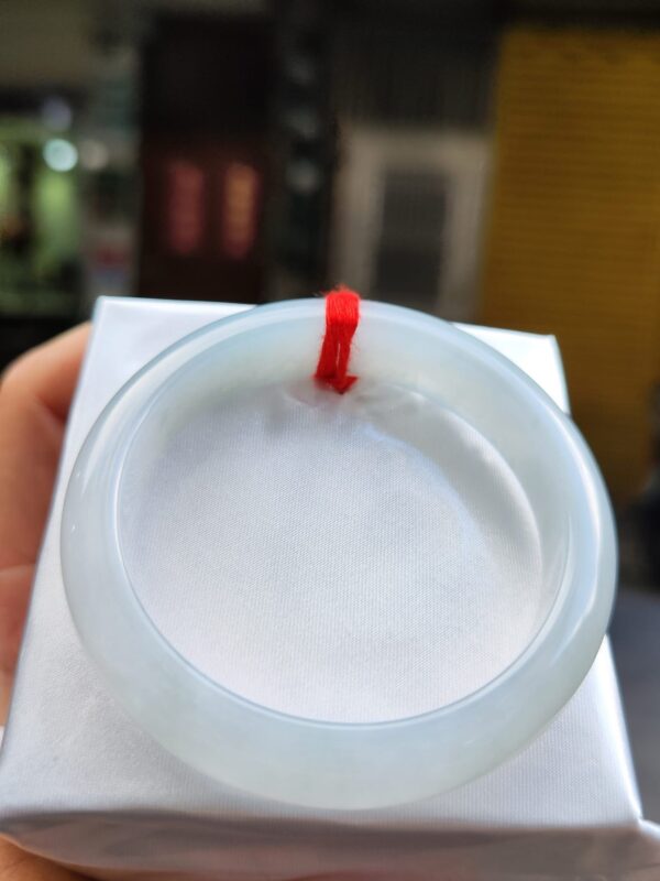 天然緬甸玉A貨 冰種芙蓉種厚庄正圈手鐲