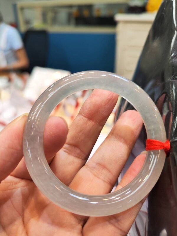 img_2295 天然緬甸玉A貨 ✨
🔥 放光玻璃種 正圈圓骨手鐲