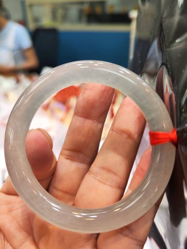 img_2298 天然緬甸玉A貨 ✨
🔥 放光玻璃種 正圈圓骨手鐲