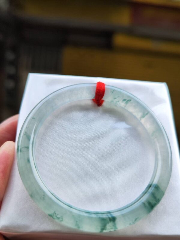 img_2305 ✨天然緬甸玉A貨 ✨🔥 放光玻璃種飄花 正圈圓骨手鐲 🔥