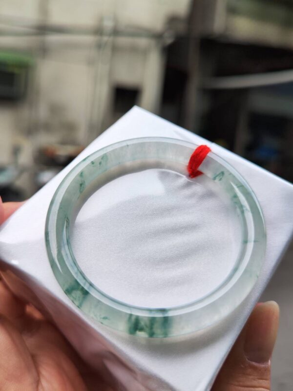 img_2312 ✨天然緬甸玉A貨 ✨🔥 放光玻璃種飄花 正圈圓骨手鐲 🔥