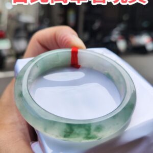 ✨天然緬甸玉A貨 ✨
🔥 放光玻璃種飄花 正圈手鐲 🔥