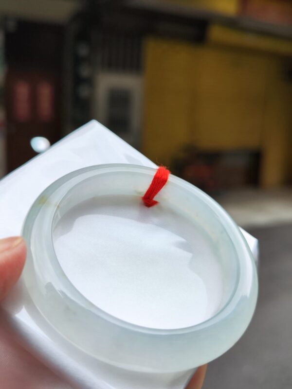 ✨天然緬甸玉A貨 ✨
🔥 放光玻璃種灑金 正圈手鐲 🔥