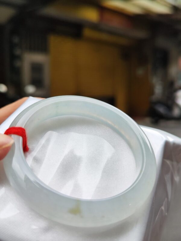 ✨天然緬甸玉A貨 ✨
🔥 放光玻璃種灑金 正圈手鐲 🔥