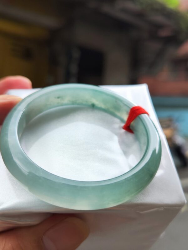 ✨天然緬甸玉A貨《冰種天空藍正圈手鐲》✨