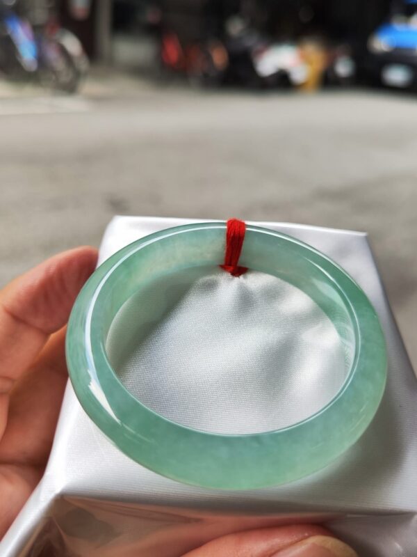 ✨ 天然緬甸玉A貨 冰種飄陽綠正圈手鐲 ✨
