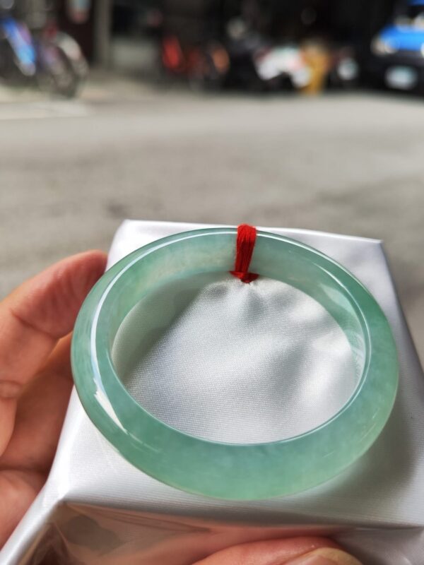 ✨ 天然緬甸玉A貨 冰種飄陽綠正圈手鐲 ✨