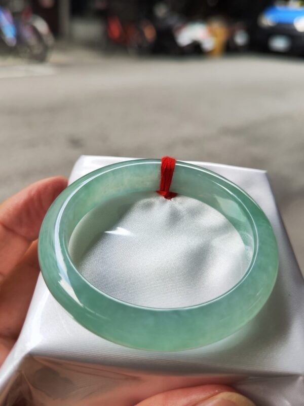 ✨ 天然緬甸玉A貨 冰種飄陽綠正圈手鐲 ✨