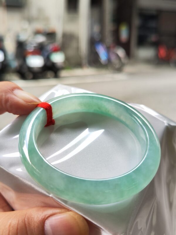 ✨ 天然緬甸玉A貨 冰種飄陽綠正圈手鐲 ✨