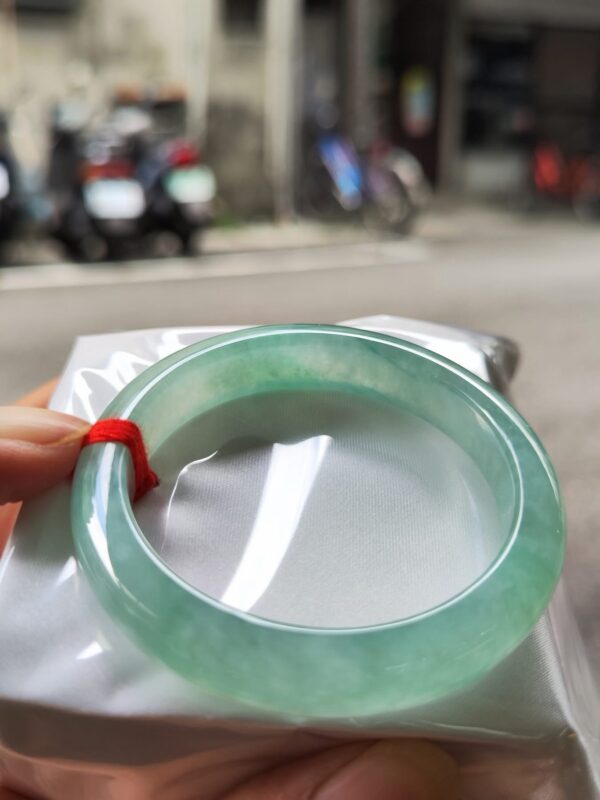 ✨ 天然緬甸玉A貨 冰種飄陽綠正圈手鐲 ✨