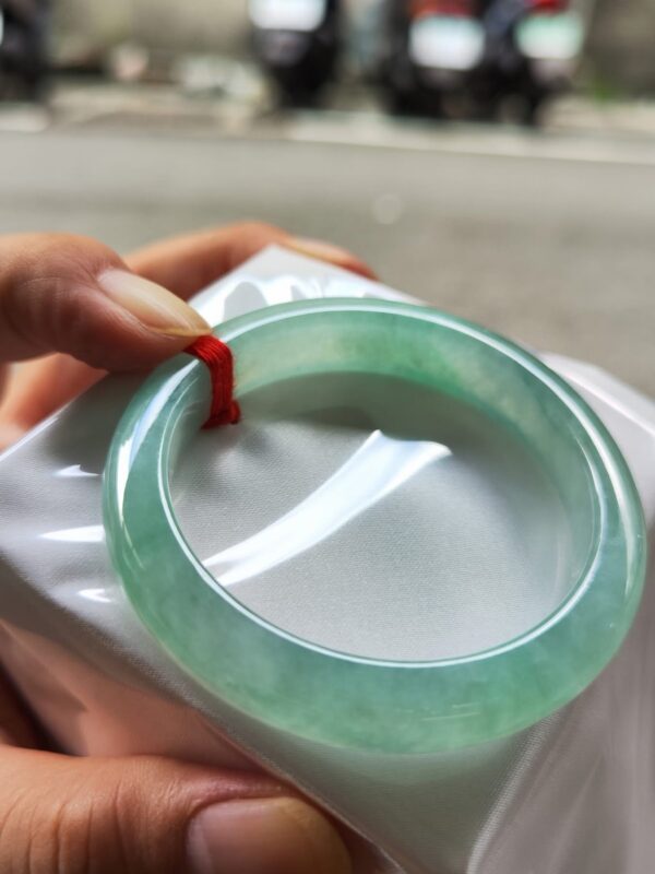 ✨ 天然緬甸玉A貨 冰種飄陽綠正圈手鐲 ✨