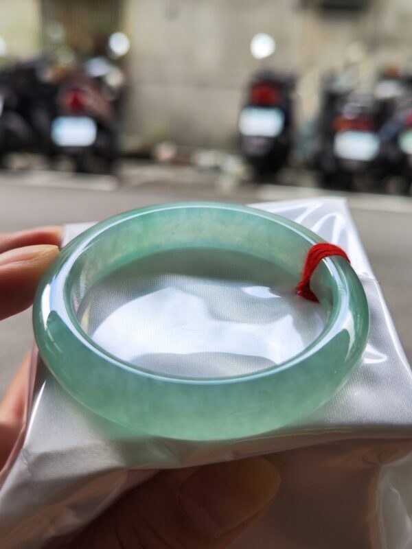 ✨ 天然緬甸玉A貨 冰種飄陽綠正圈手鐲 ✨